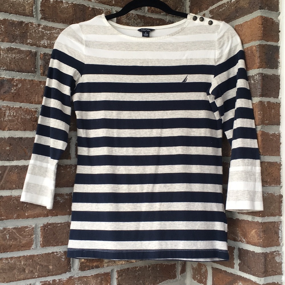 Nautical 3/4 Sleeve Ombré Stripped Top w buttons